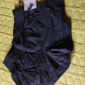 Almost Famous Women's Dark Shorts